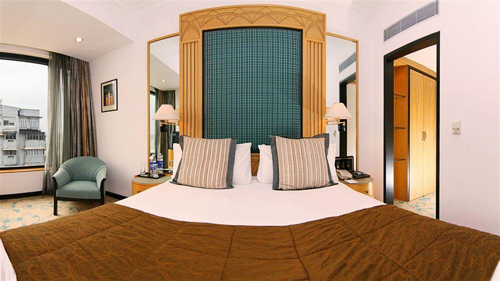Hotel Marine Plaza Βομβάη Εξωτερικό φωτογραφία