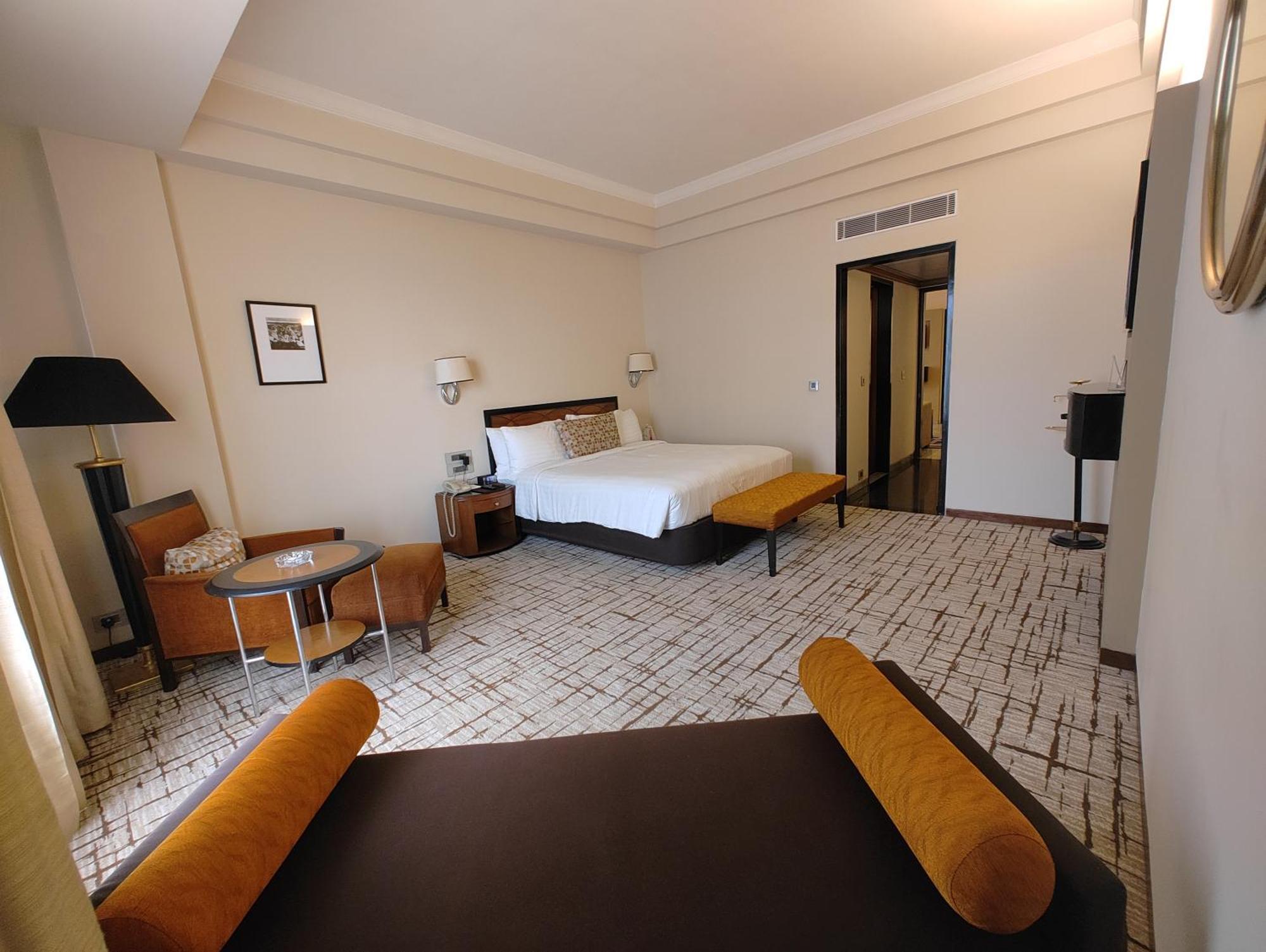 Hotel Marine Plaza Βομβάη Εξωτερικό φωτογραφία