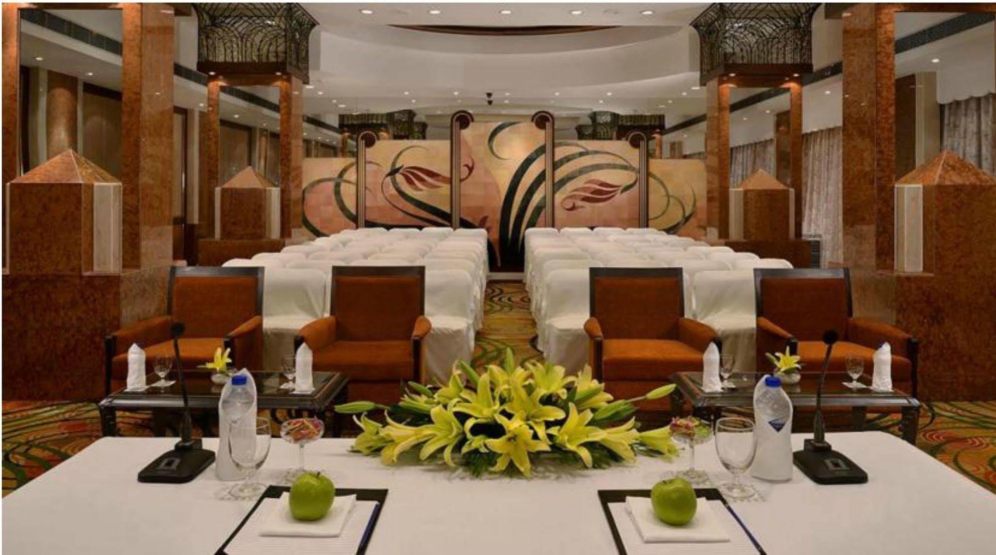 Hotel Marine Plaza Βομβάη Εξωτερικό φωτογραφία
