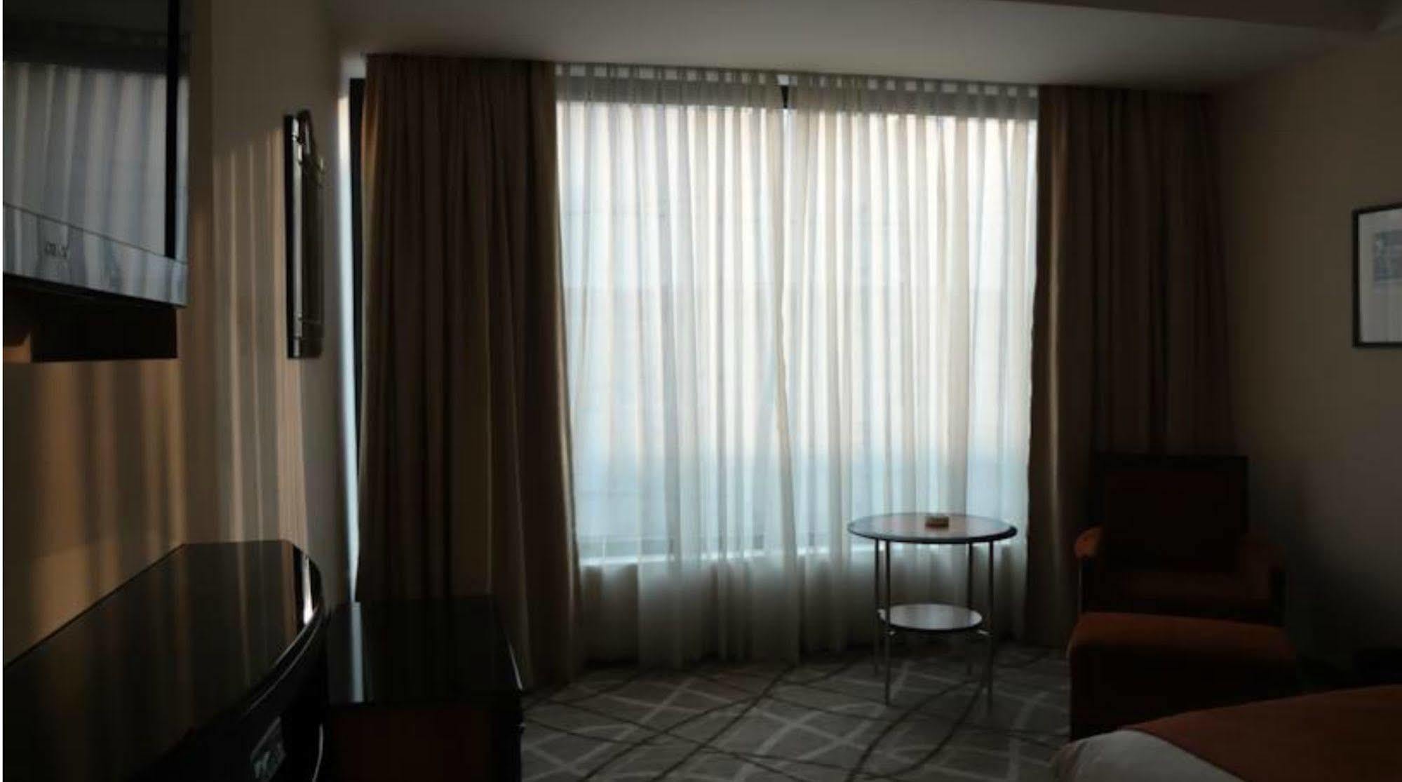 Hotel Marine Plaza Βομβάη Εξωτερικό φωτογραφία
