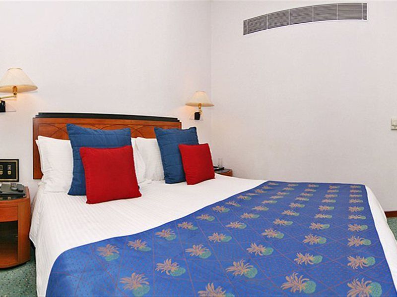 Hotel Marine Plaza Βομβάη Εξωτερικό φωτογραφία